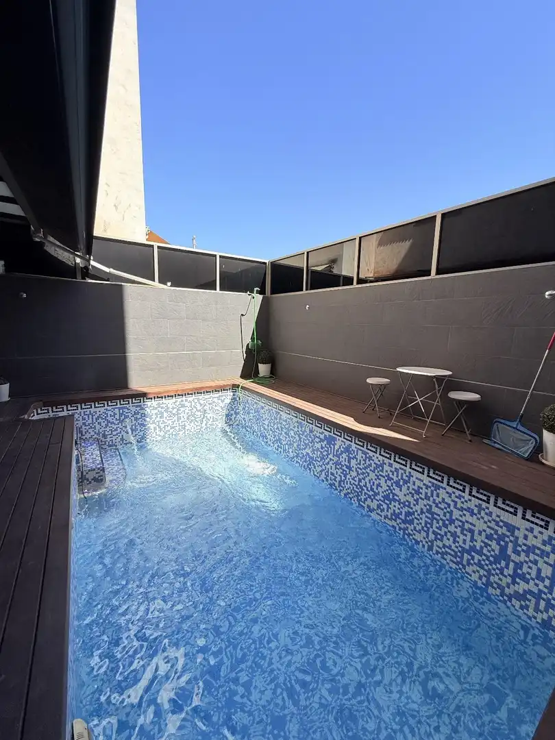 Piscina de Casa o xalet en venda en Torrevieja