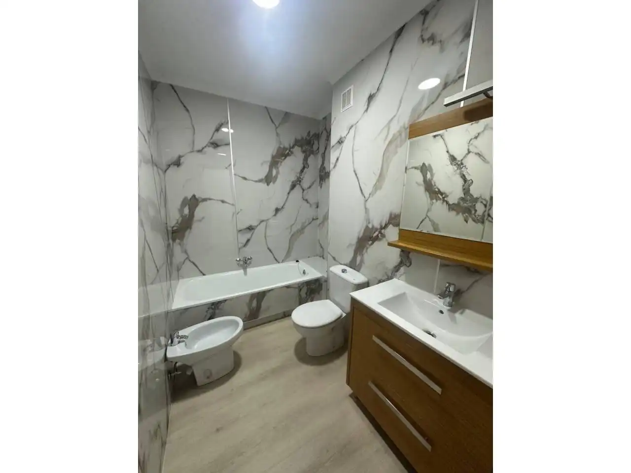 Piso con terraza en venta en Avenida Riato, imagen 9