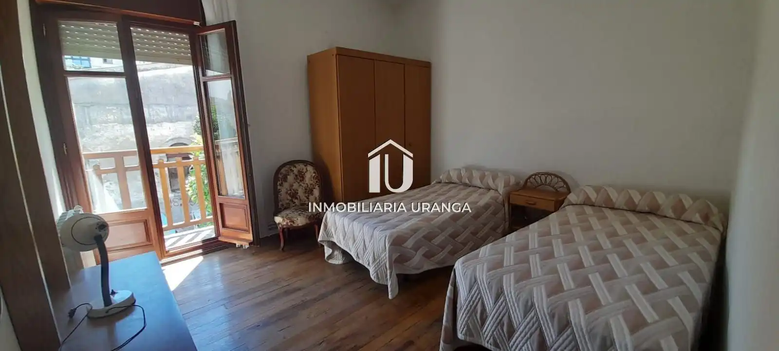 Schlafzimmer von Haus oder Chalet zum Verkauf in Laredo mit Heizung, Privatgarten und Terrasse