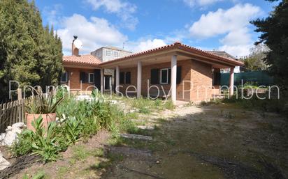 Vista exterior de Casa o xalet en venda en Mediona amb Terrassa i Alarma