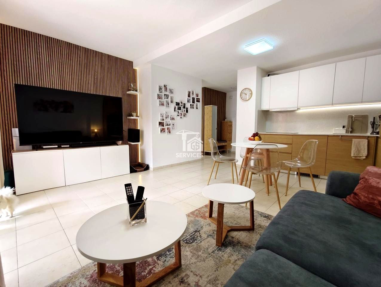 Sala d'estar de Pis en venda en Adeje amb Aire condicionat, Terrassa i Moblat