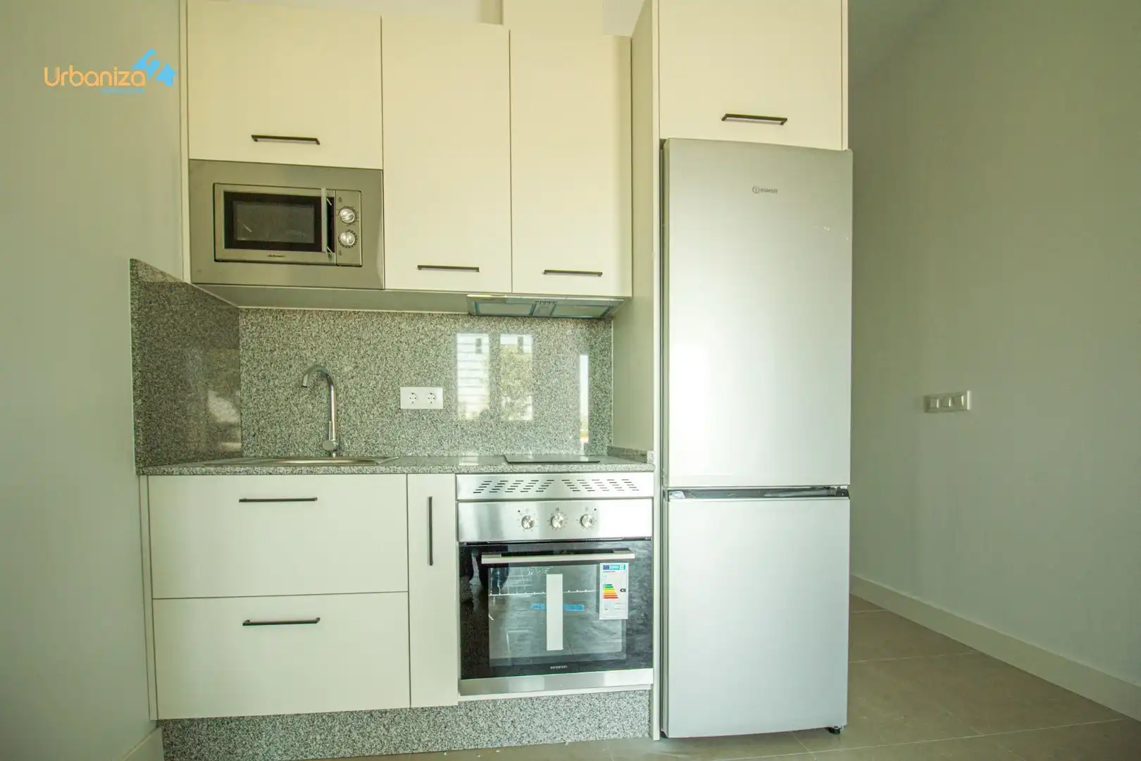 Cocina de Apartamento de alquiler en Badajoz con Aire acondicionado y Trastero