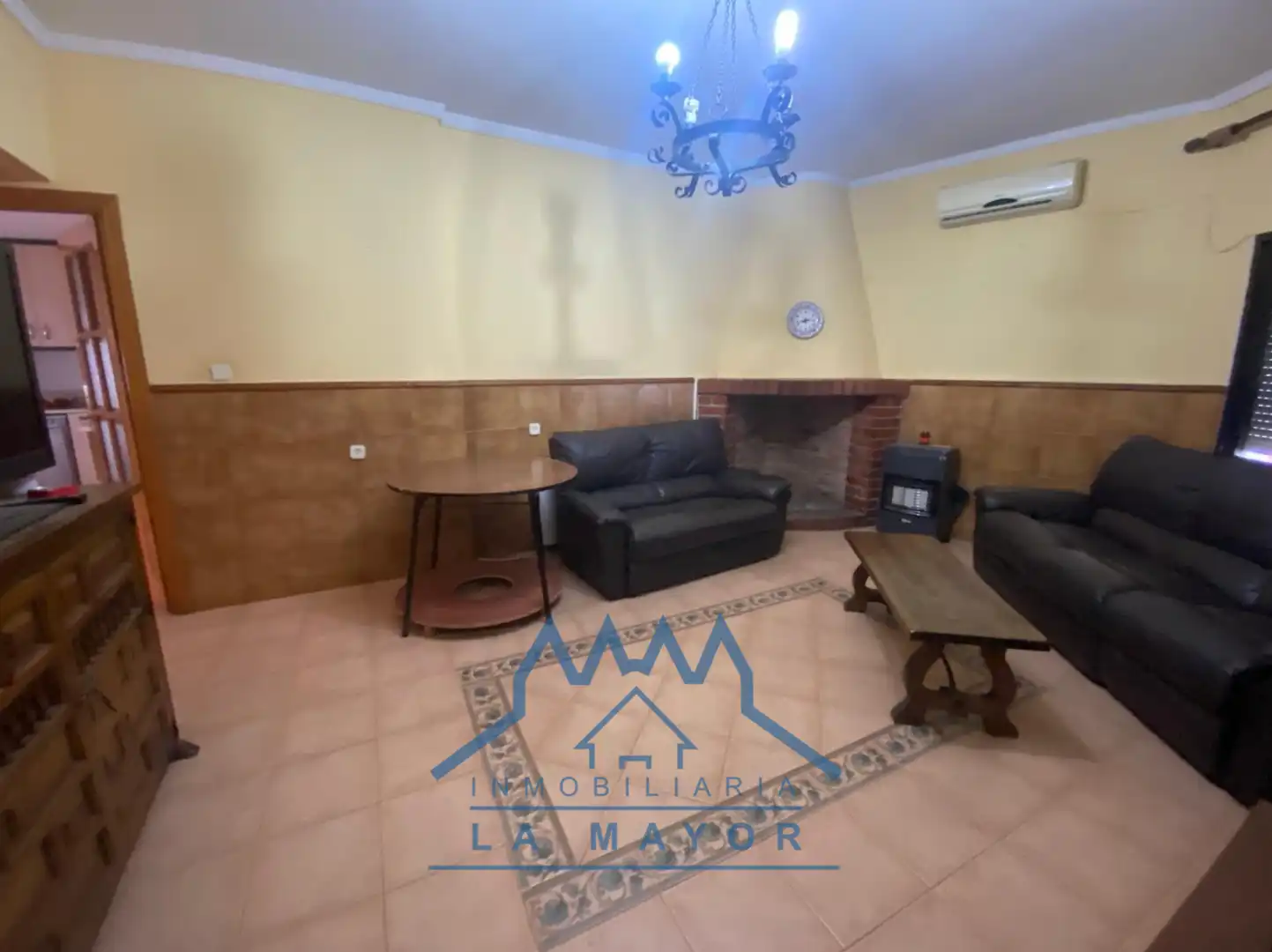 Sala de estar de Casa o chalet en venta en Picón con Aire acondicionado, Trastero y Balcón