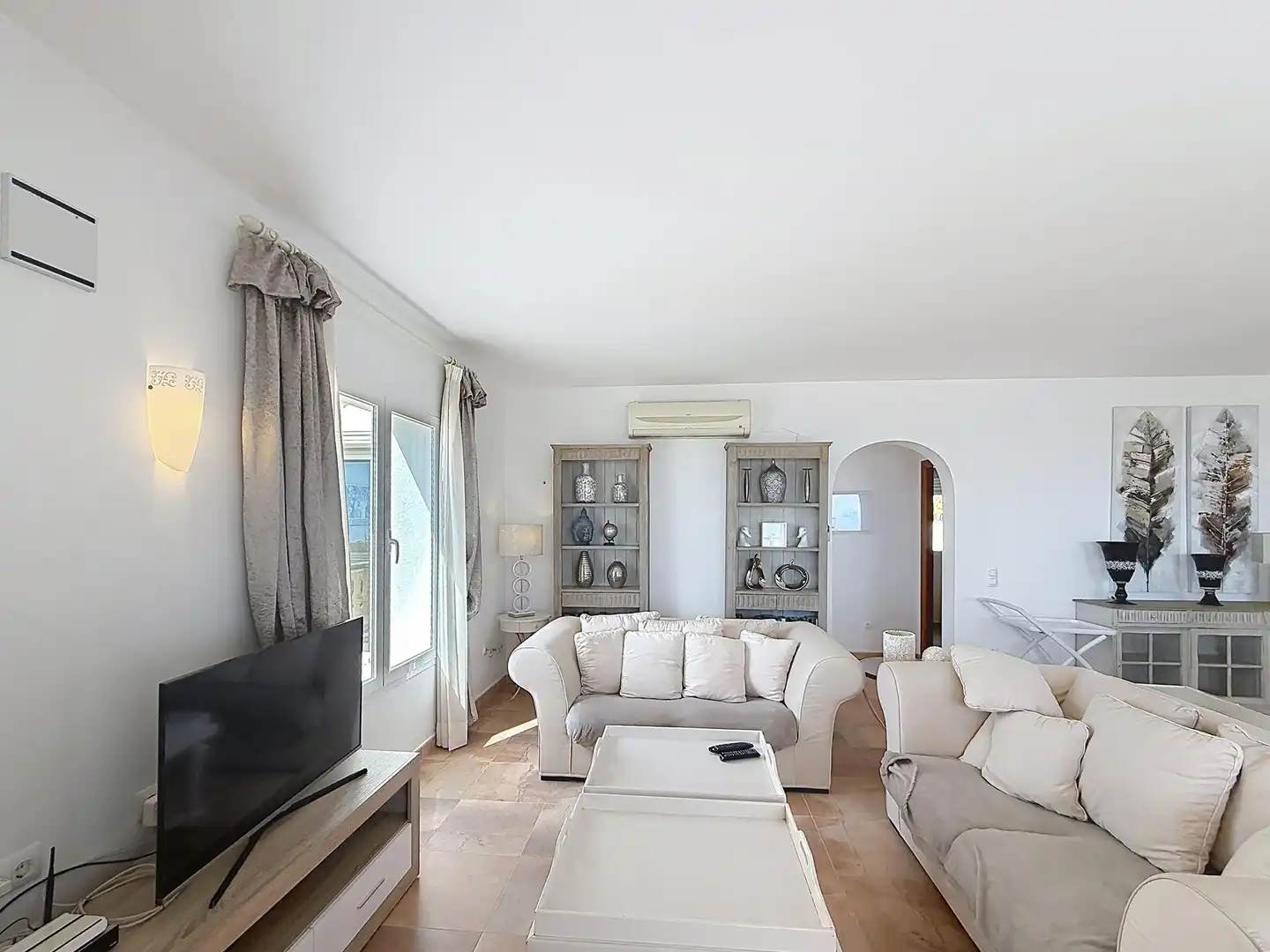 Chalet con piscina en venta en Cumbre del Sol, imagen 10