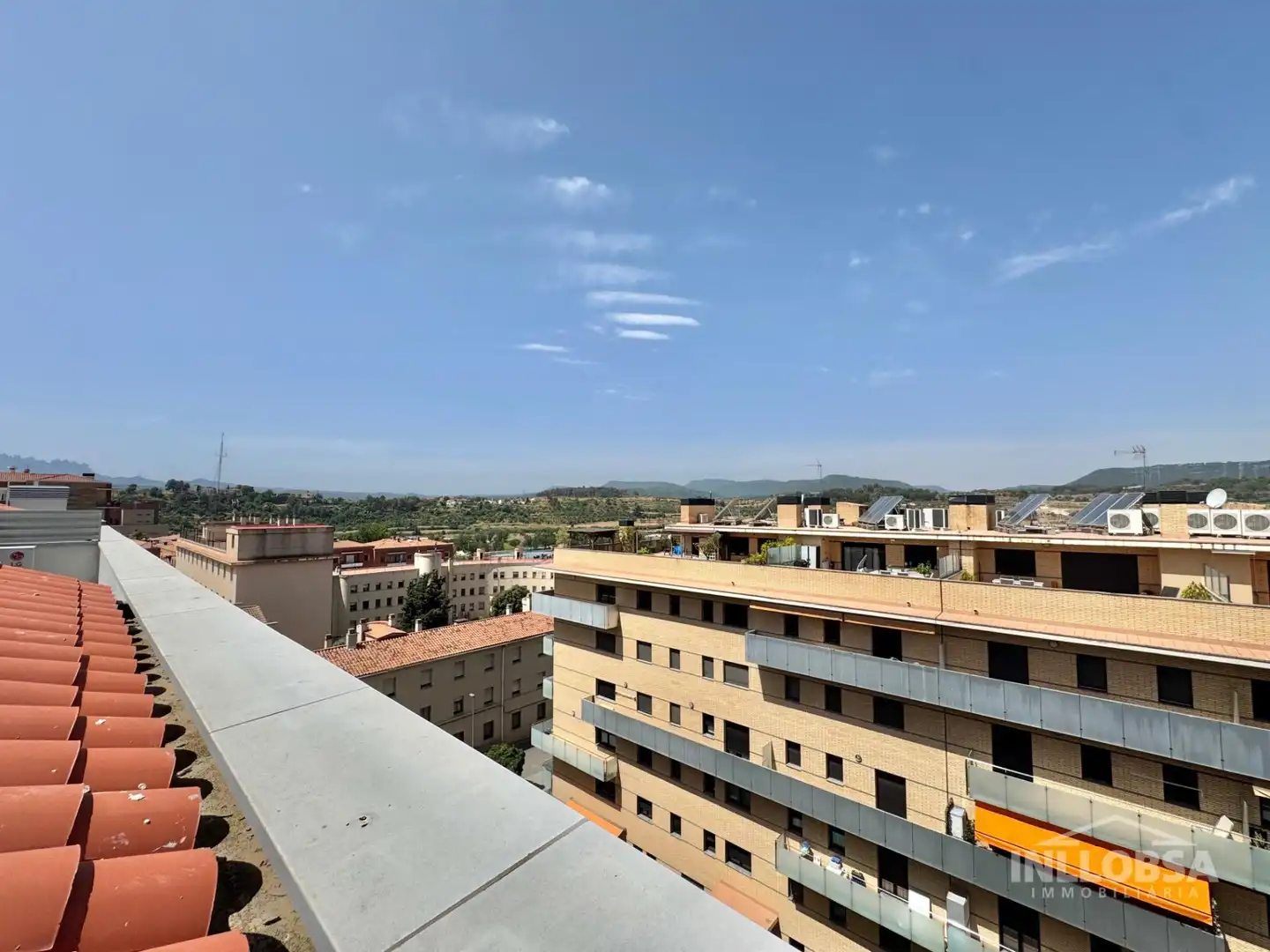 Vista exterior de Ático de alquiler en Manresa con Aire acondicionado, Calefacción y Terraza