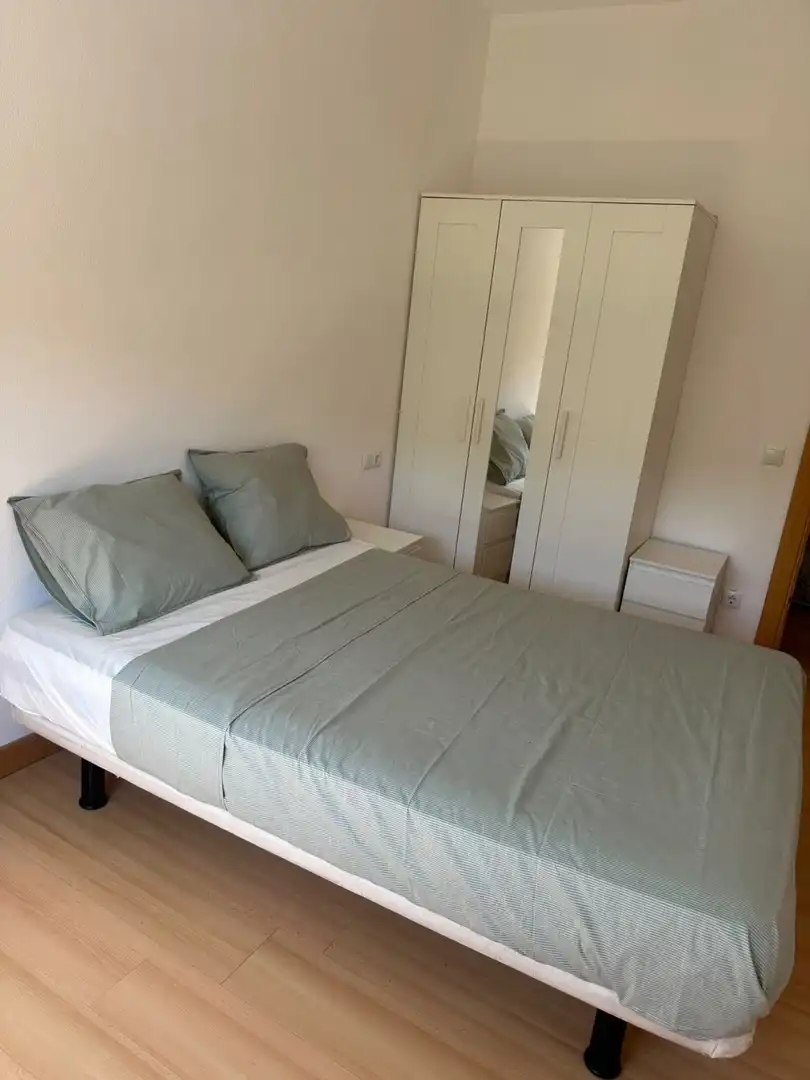 Schlafzimmer von Wohnung zur Miete in Cenicero mit Heizung und Terrasse