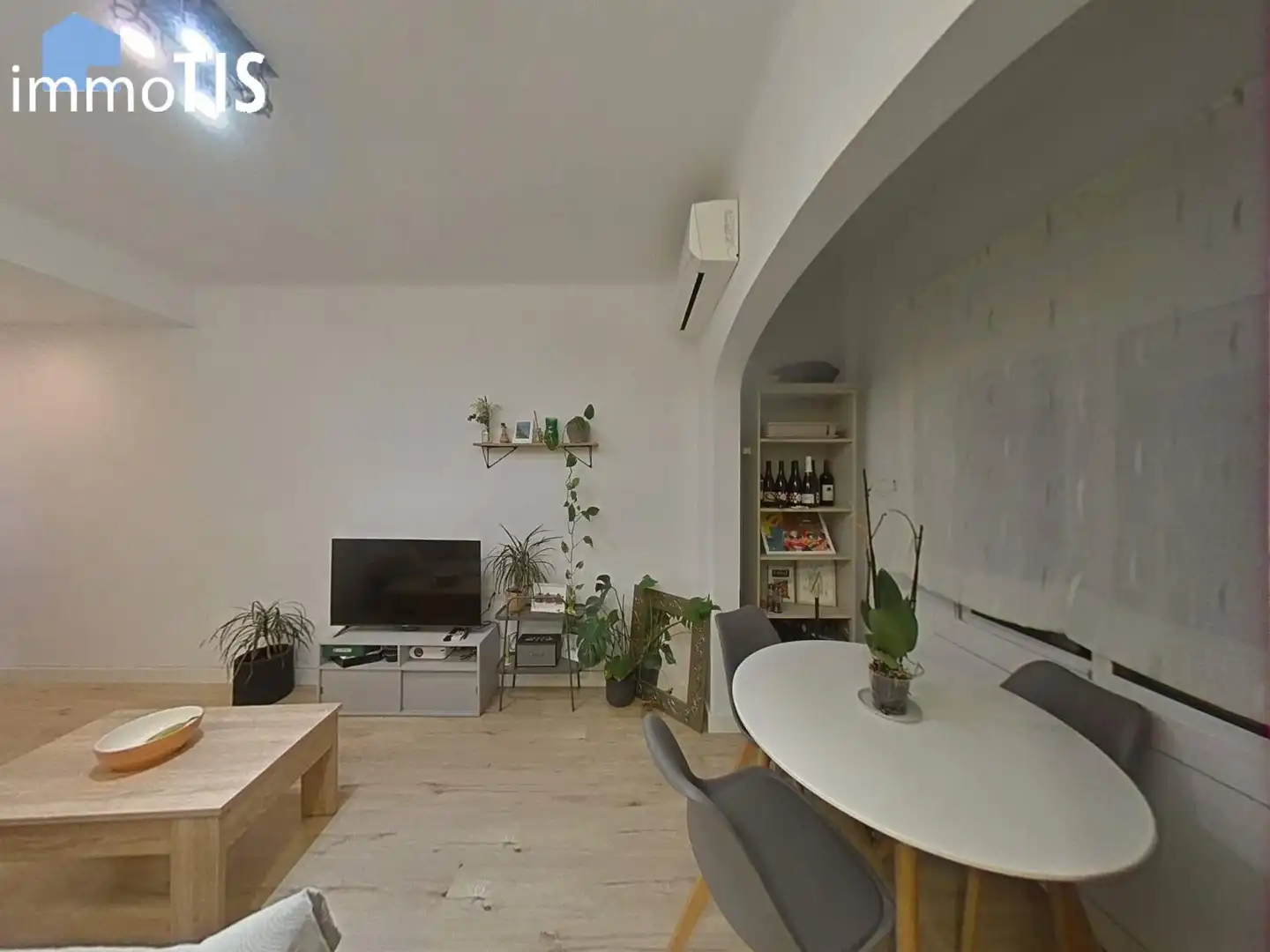 Sala d'estar de Pis en venda en Vilanova i la Geltrú amb Terrassa