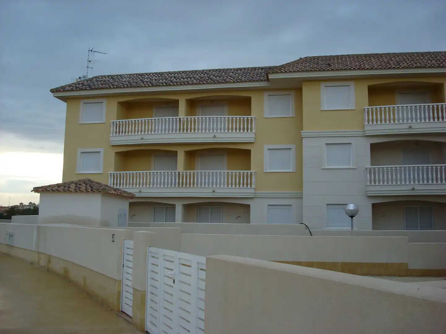 Apartament amb piscina en venda a Calle Cabo Turiñan 25, imagen 26