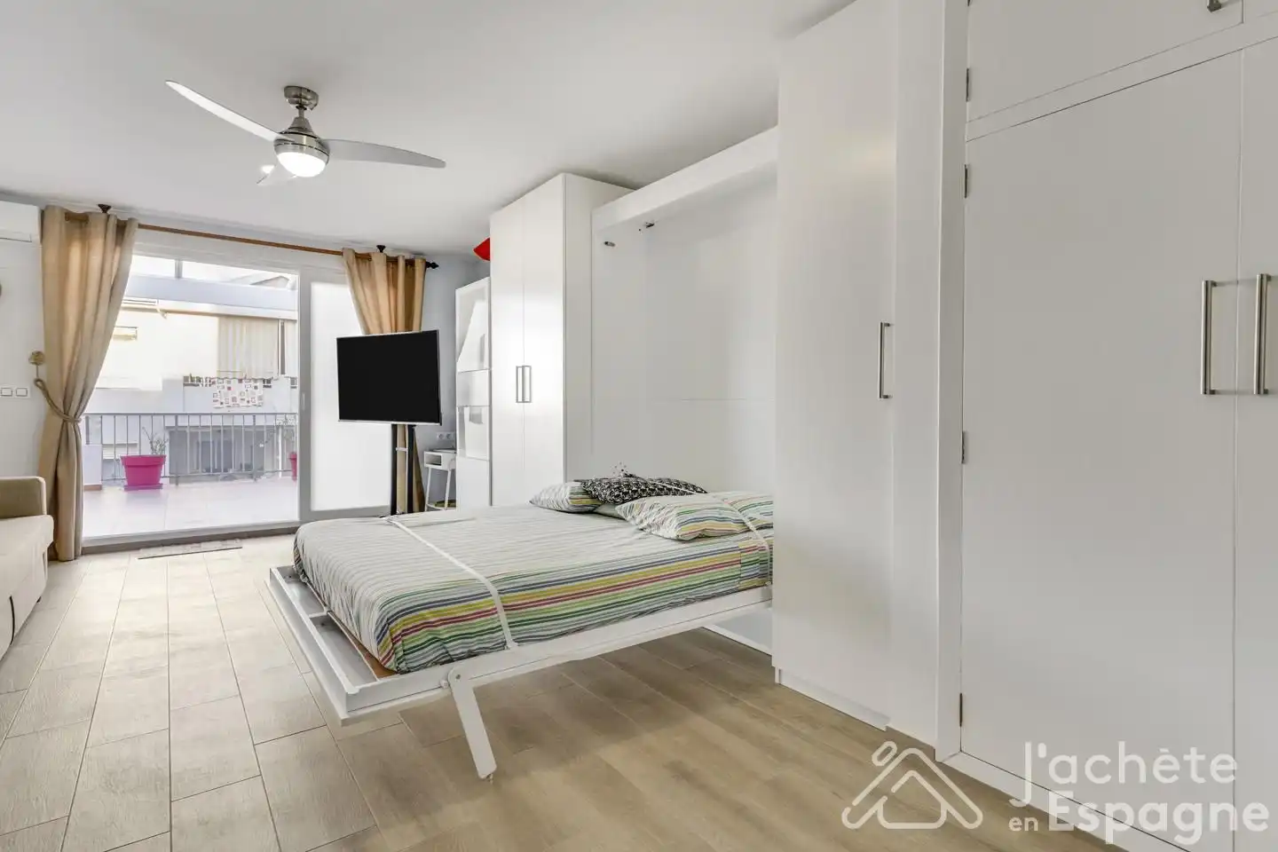Habitación de Estudio en venta en Sueca con Aire acondicionado, Terraza y Amueblado