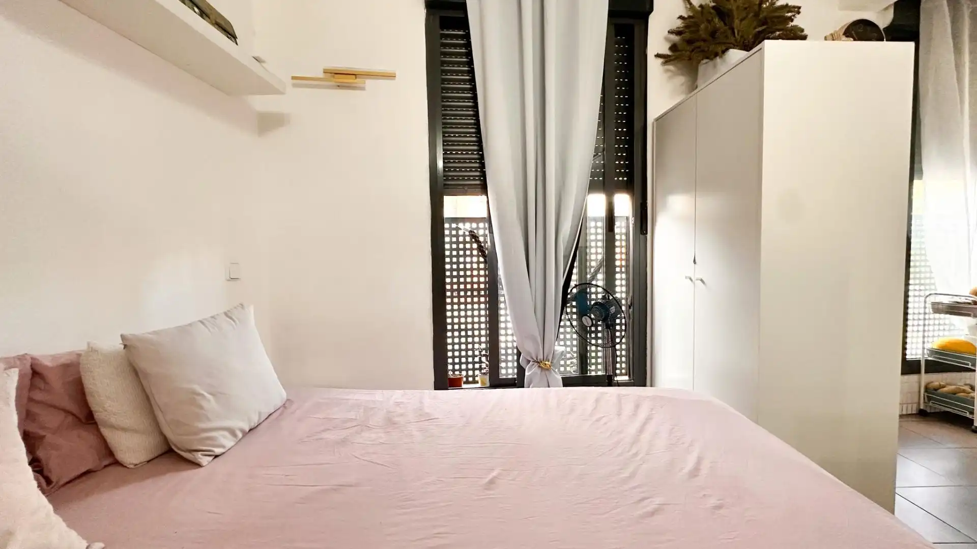 Habitación de Ático en venta en Madrid