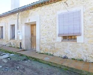 Vista exterior de Casa o xalet en venda en Yanguas de Eresma