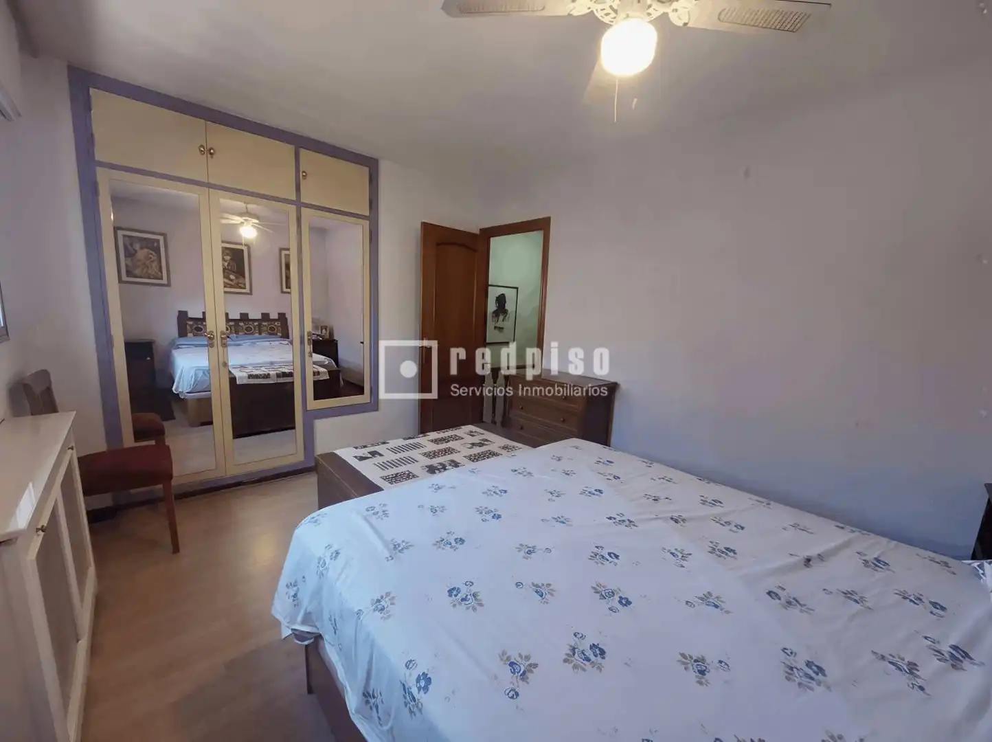 Habitación de Casa o chalet en venta en Madrid