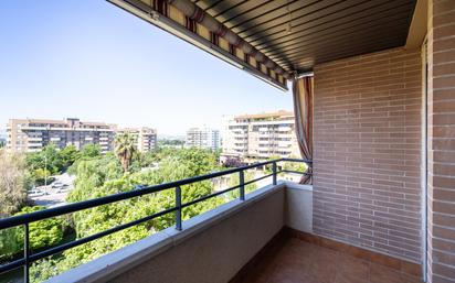 Schlafzimmer von Wohnungen zum verkauf in  Granada Capital mit Klimaanlage, Heizung und Privatgarten