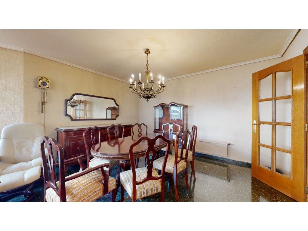 Menjador de Pis en venda en  Valencia Capital