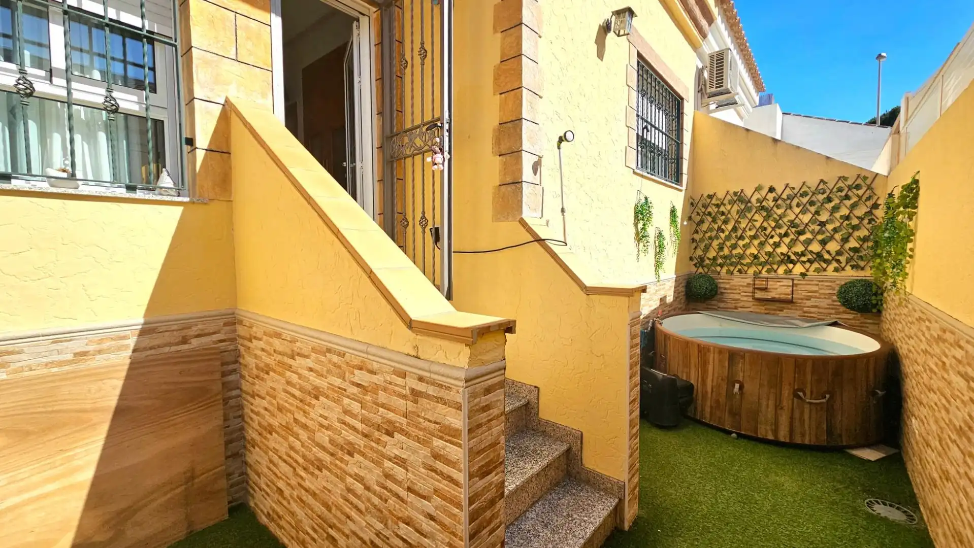 Terrassa de Casa adosada en venda en Cartagena amb Aire condicionat, Jardí privat i Terrassa