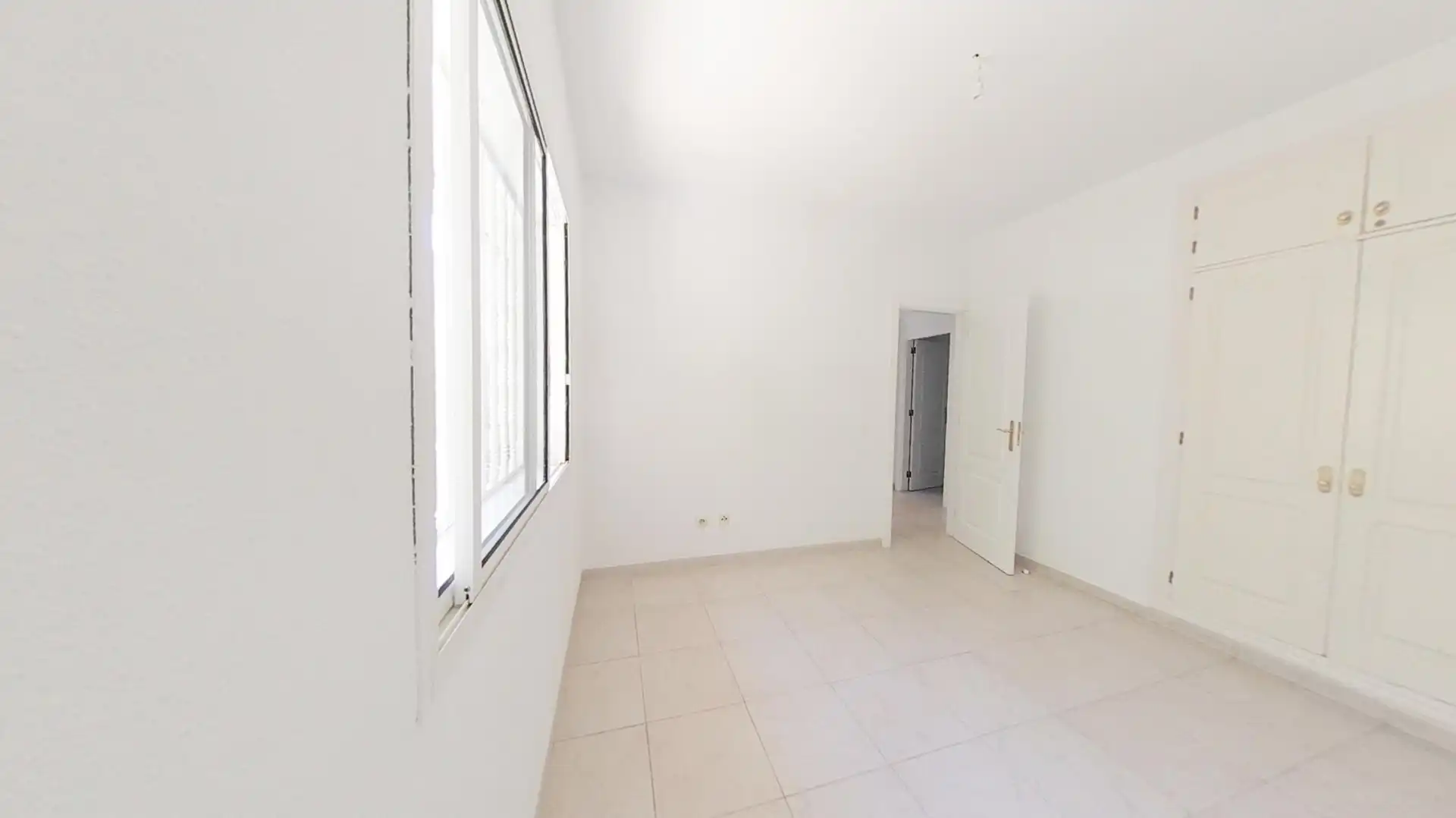 Flat for sale in Arona