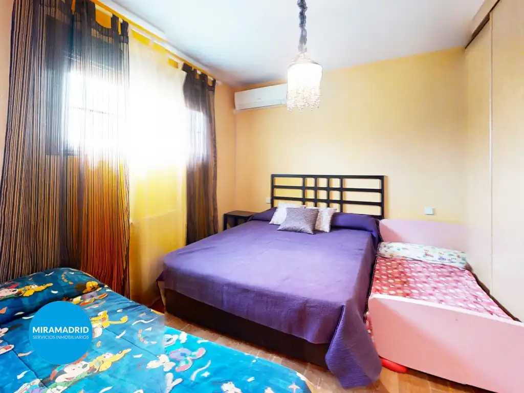 Habitación de Casa o chalet en venta en Torrejón del Rey con Piscina