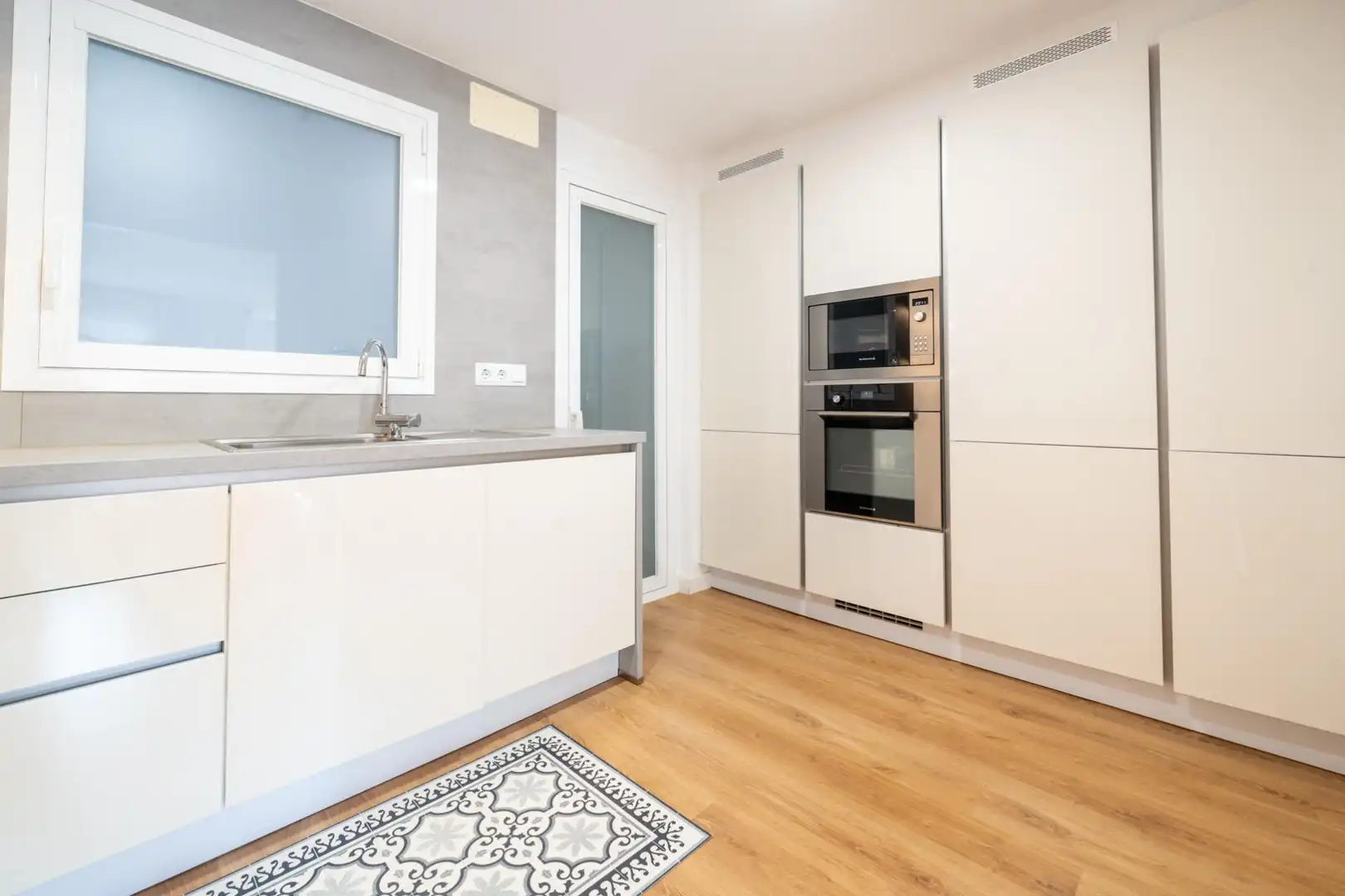 Kitchen of Flat for sale in  Palma de Mallorca  with Air Conditioner, Heating and Parquet flooring