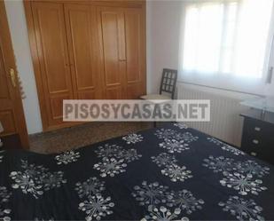 Bedroom of Single-family semi-detached for sale in Chiva  with Terrace and Swimming Pool