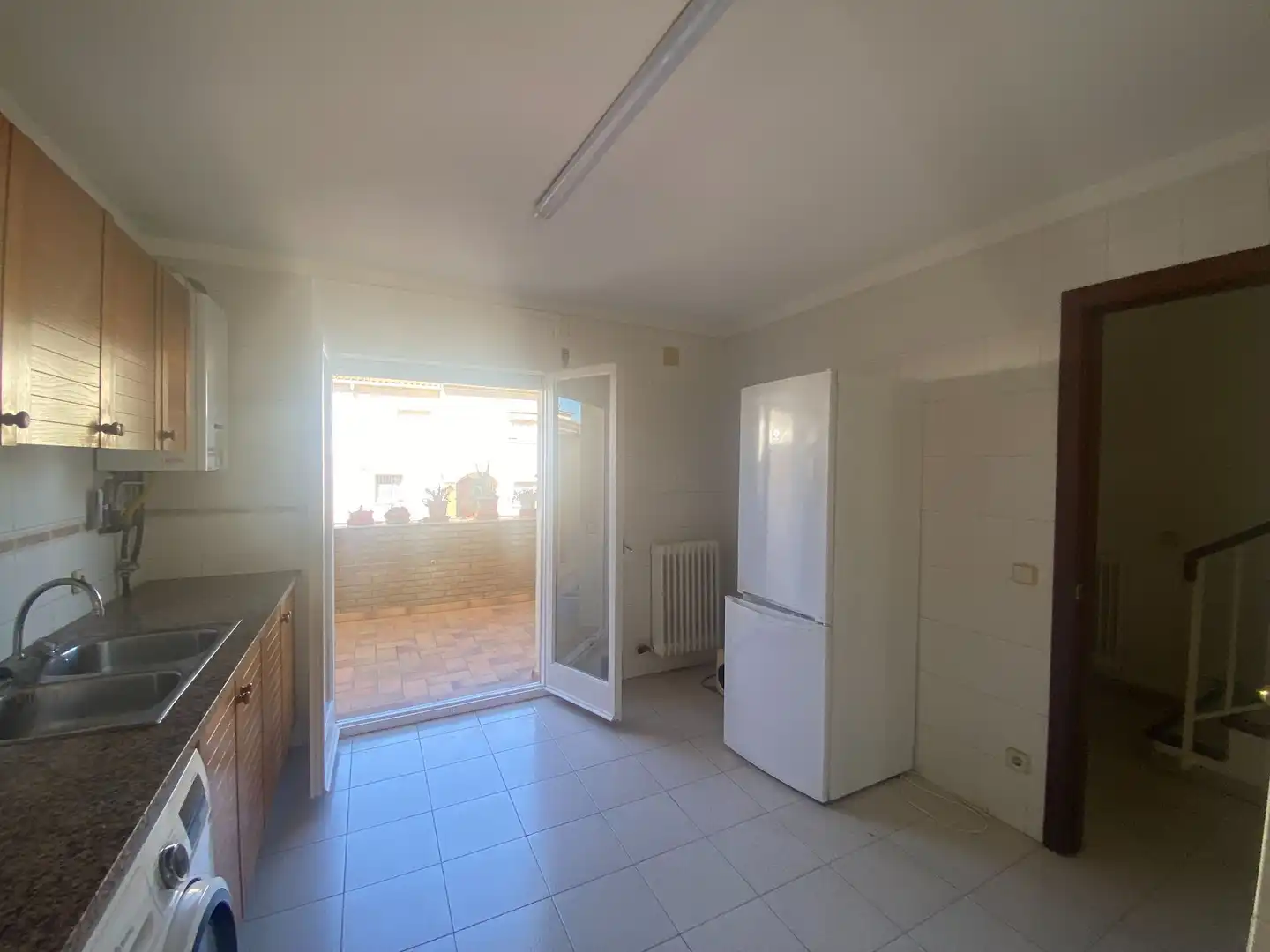 Cocina de Casa adosada en venta en Girona con Calefacción, Jardín privado y Terraza
