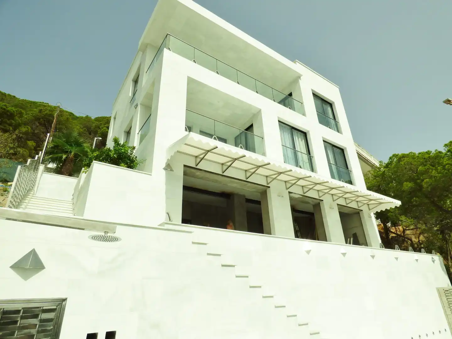 Vista exterior de Casa o xalet en venda en Lloret de Mar amb Aire condicionat, Calefacció i Jardí privat