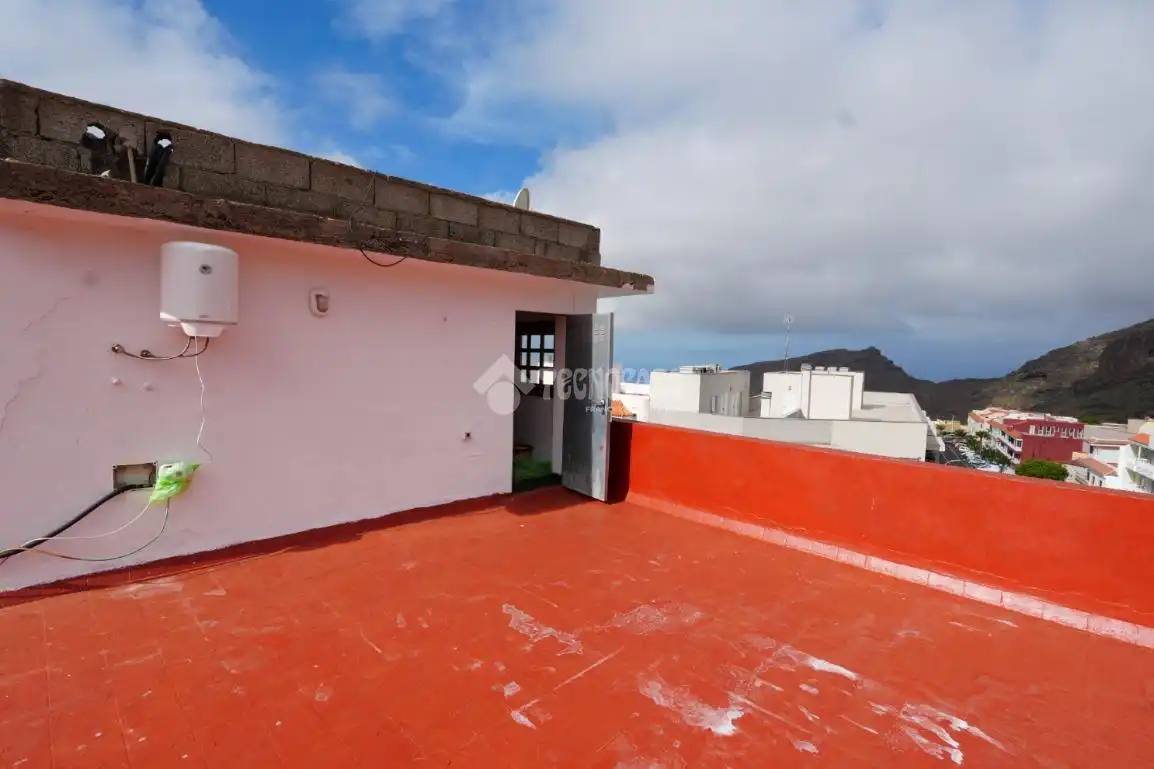 Vista exterior de Piso en venta en Santiago del Teide
