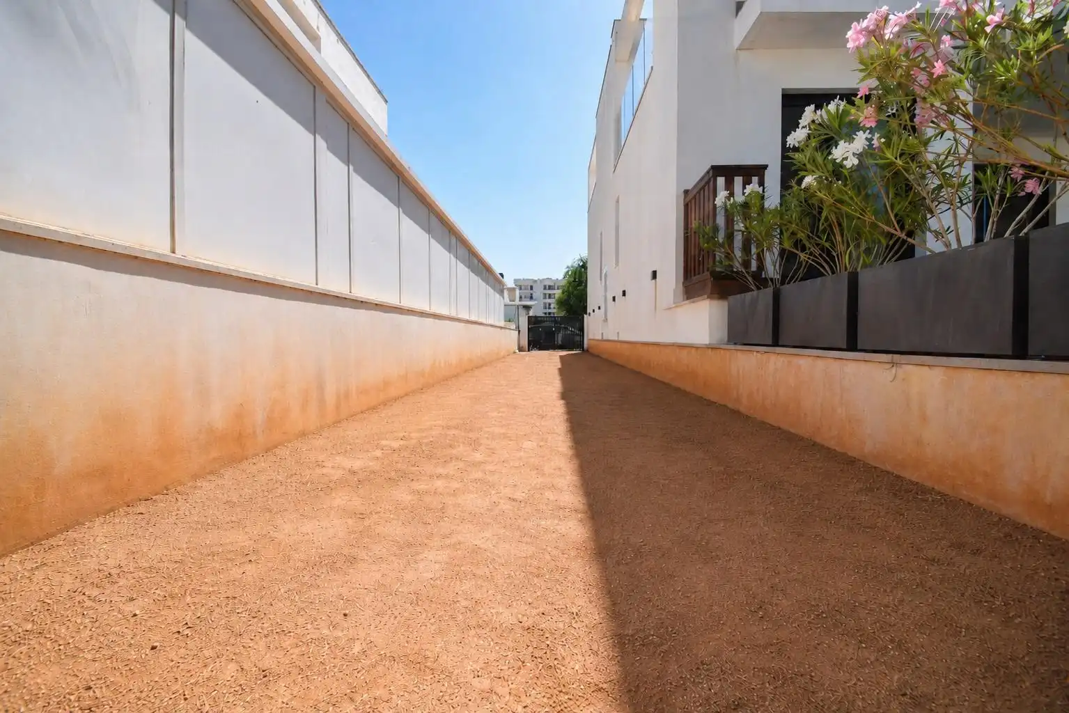 Vista exterior de Casa o xalet en venda en Alcúdia amb Aire condicionat, Jardí privat i Terrassa