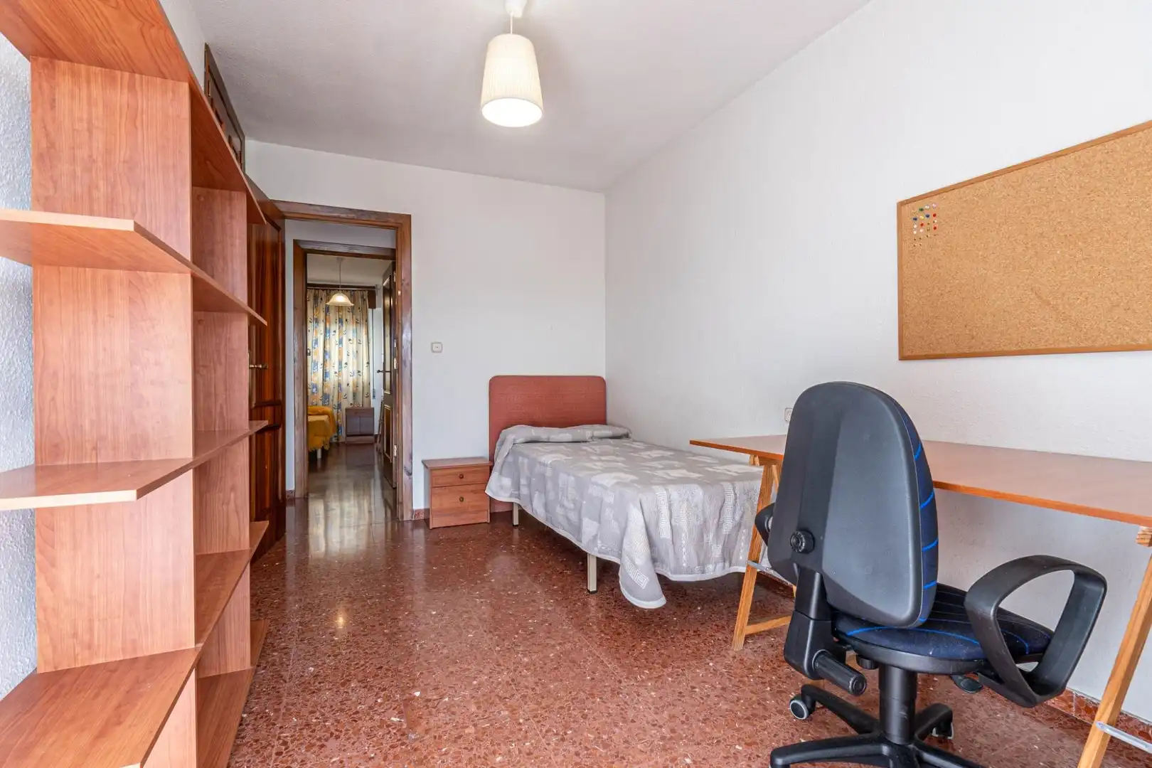 Zimmer in Calle PROFESOR FRANCISCO DALMAU, Joaquina Eguaras