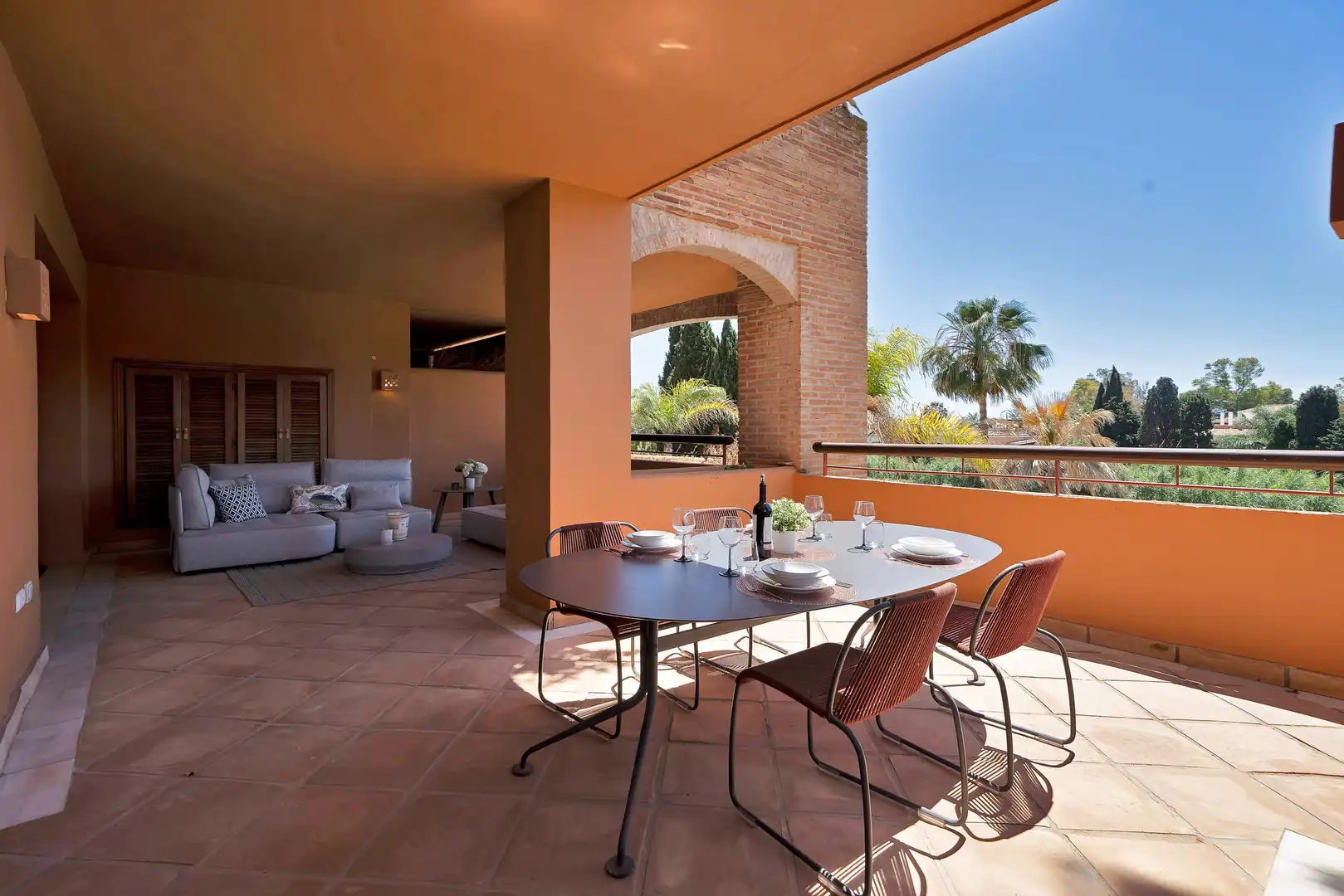 Terrassa de Apartament en venda en Marbella amb Aire condicionat, Calefacció i Jardí privat