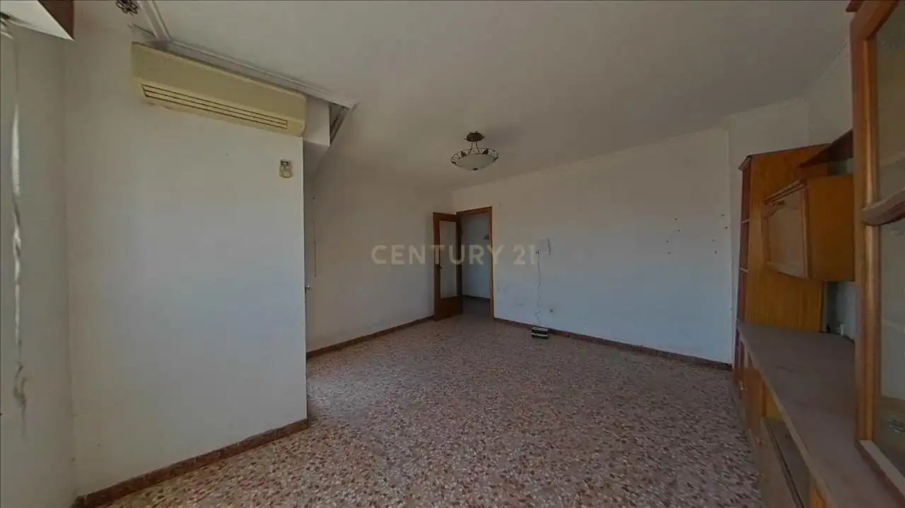 Apartament amb terrassa en venda a Rey Don Felipe II, 7, imagen 4