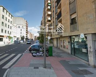 Vista exterior de Edifici en venda en Salamanca Capital