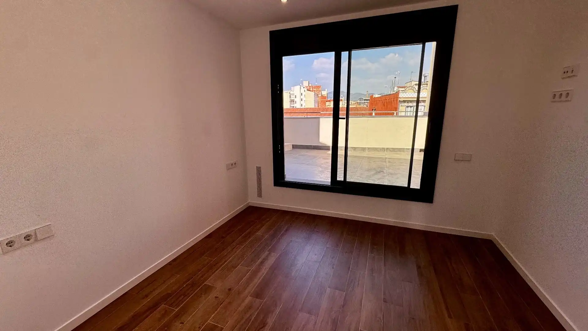 Schlafzimmer von Dachboden zum Verkauf in Centre
