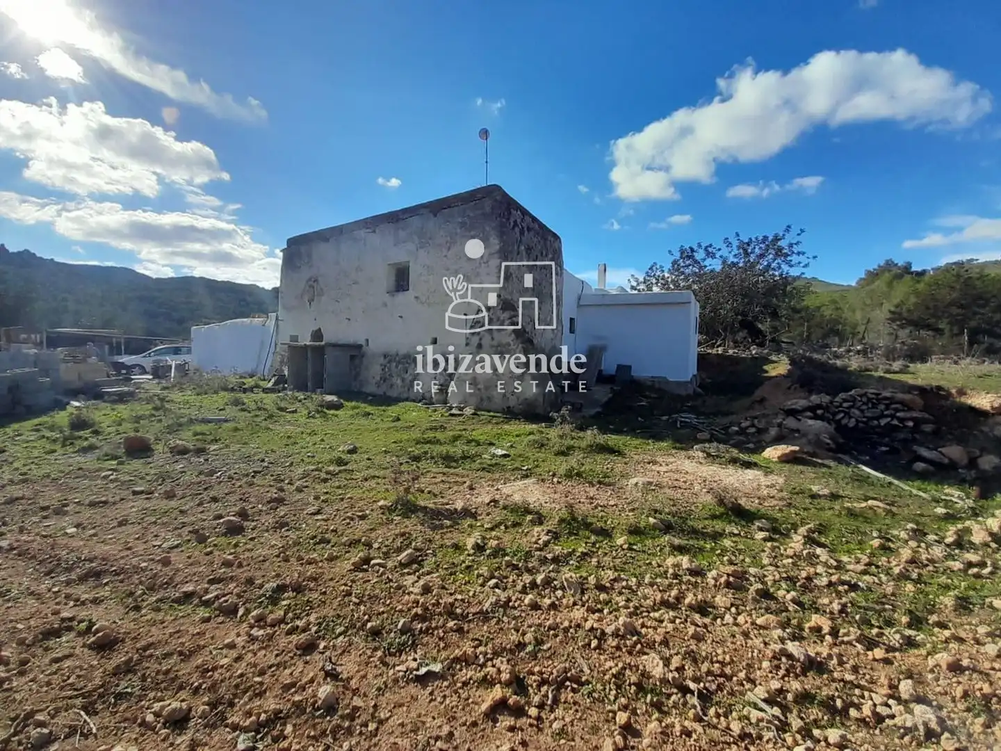 Houses for sale in Sant Joan de Labritja  with Furnished