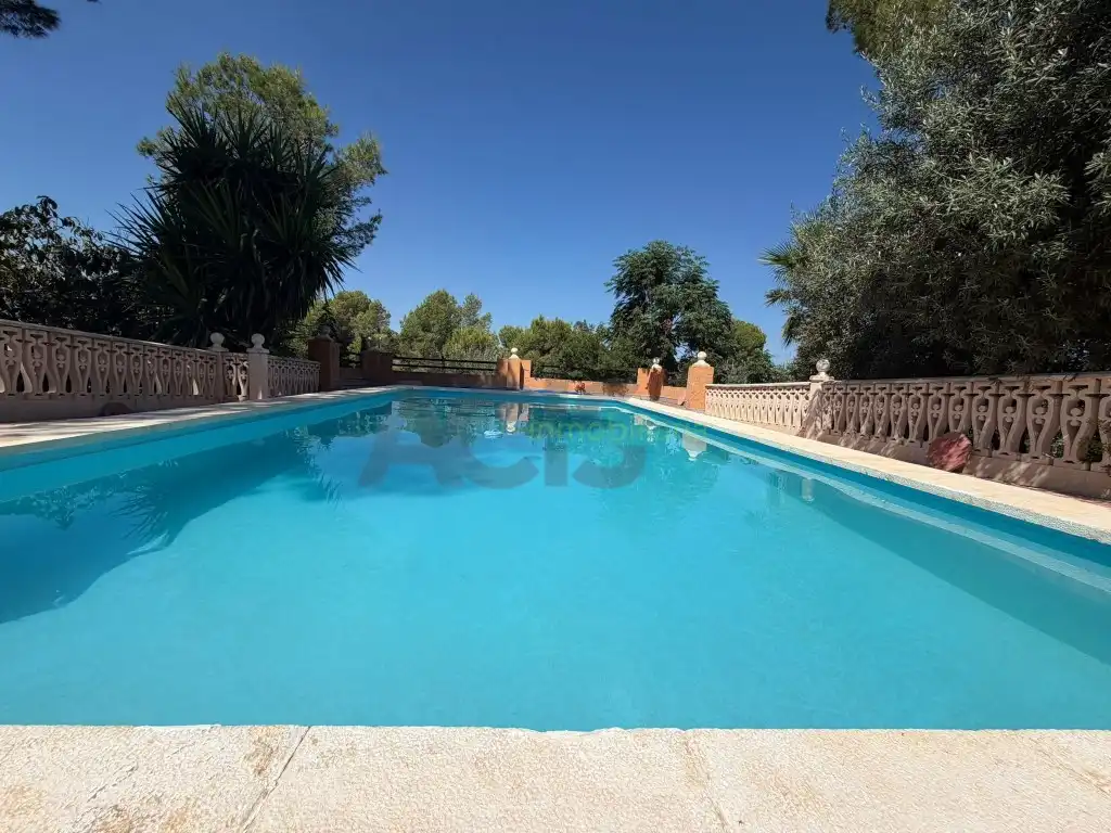 Piscina de Casa o xalet en venda en Alberic amb Jardí privat, Terrassa i Piscina