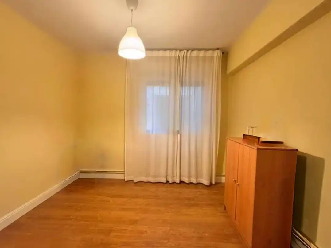 Bedroom of Flat for sale in Derio, Bizkaia