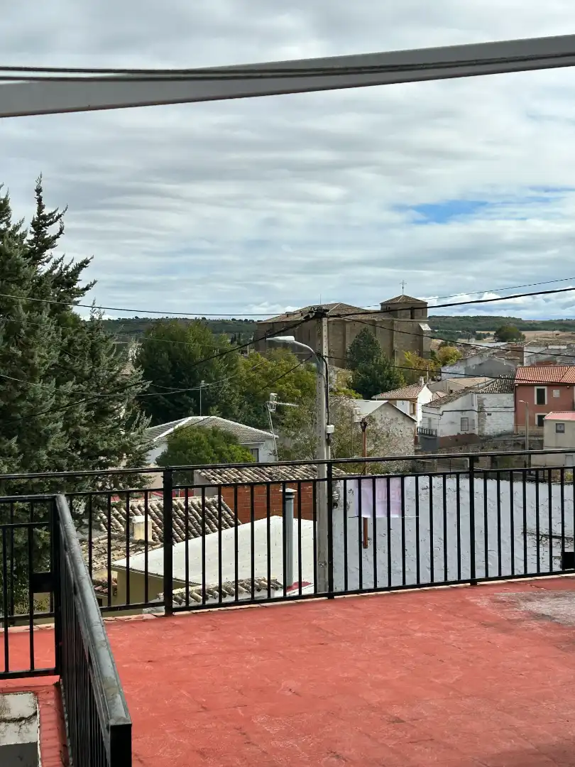 Vista exterior de Casa o chalet en venta en El Valle de Altomira con Amueblado, Horno y Lavadora