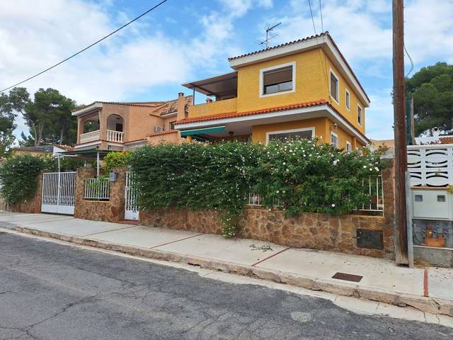 Casa-chalet en Venta en Montesol