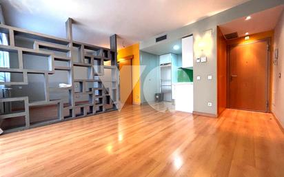 Living room of Study for sale in  Madrid Capital  with Air Conditioner, Heating and Storage room