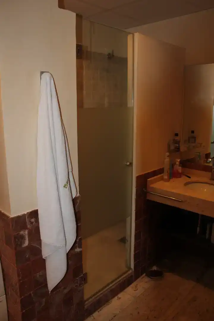 Baño de Piso en venta en  Sevilla Capital con Aire acondicionado y Piscina