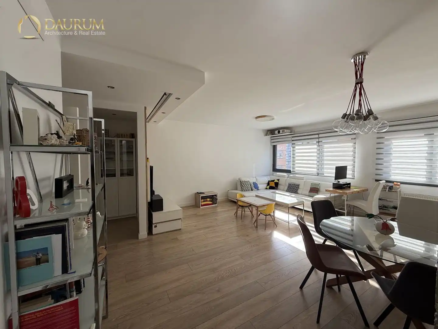 Sala d'estar de Pis en venda en Madrid amb Calefacció, Traster i Moblat