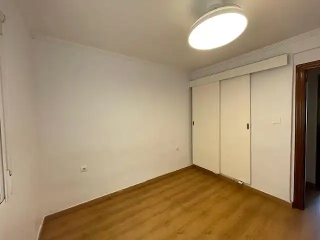 Habitación de Piso de alquiler en Cartagena con Aire acondicionado, Amueblado y Alarma