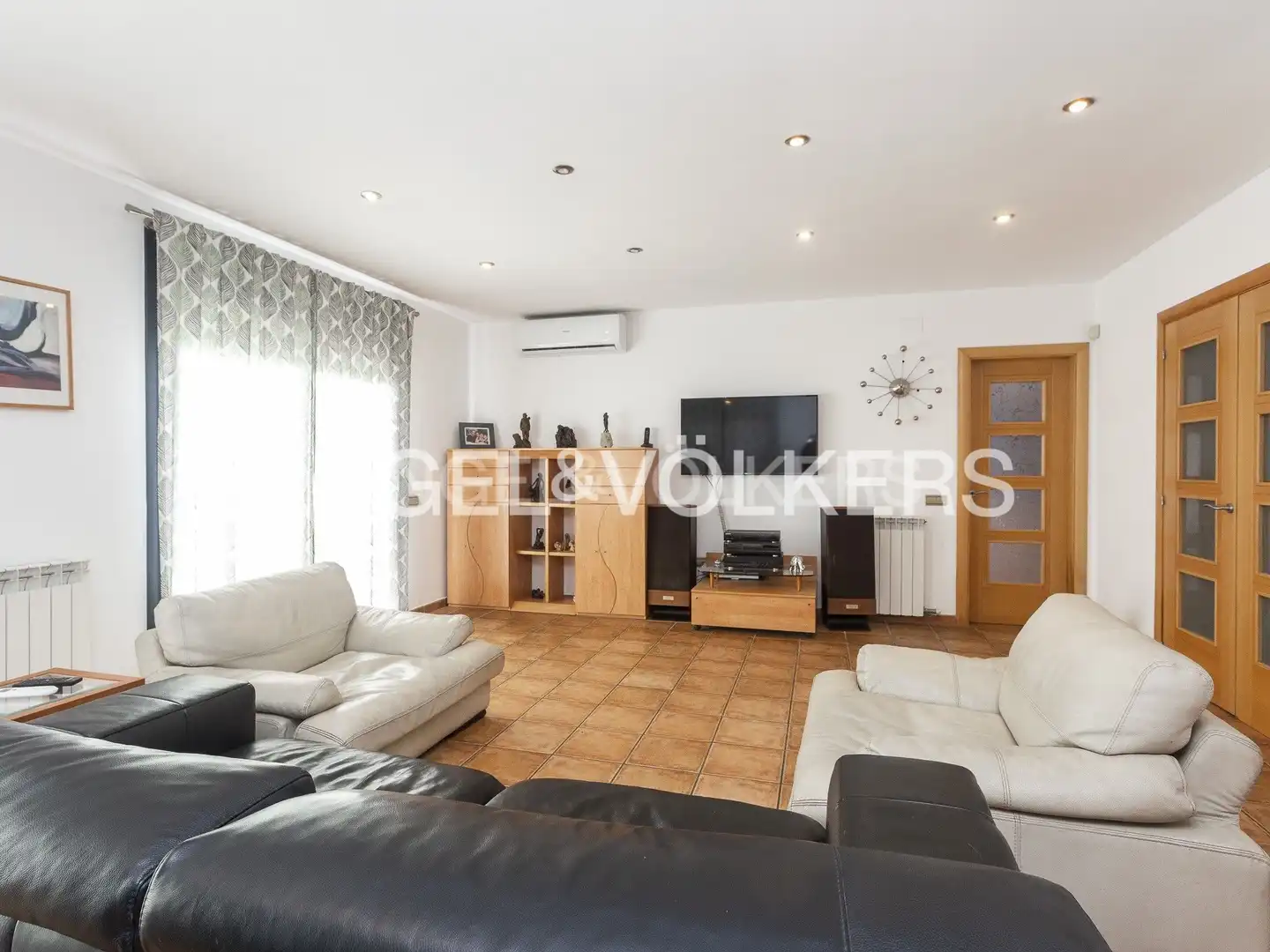 Sala d'estar de Casa o xalet en venda en Castellgalí amb Aire condicionat, Calefacció i Jardí privat