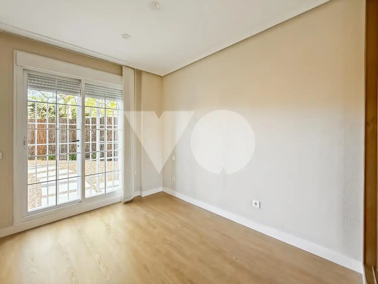 Schlafzimmer von Erdgeschoss zur Miete in Majadahonda mit Heizung, Privatgarten und Terrasse