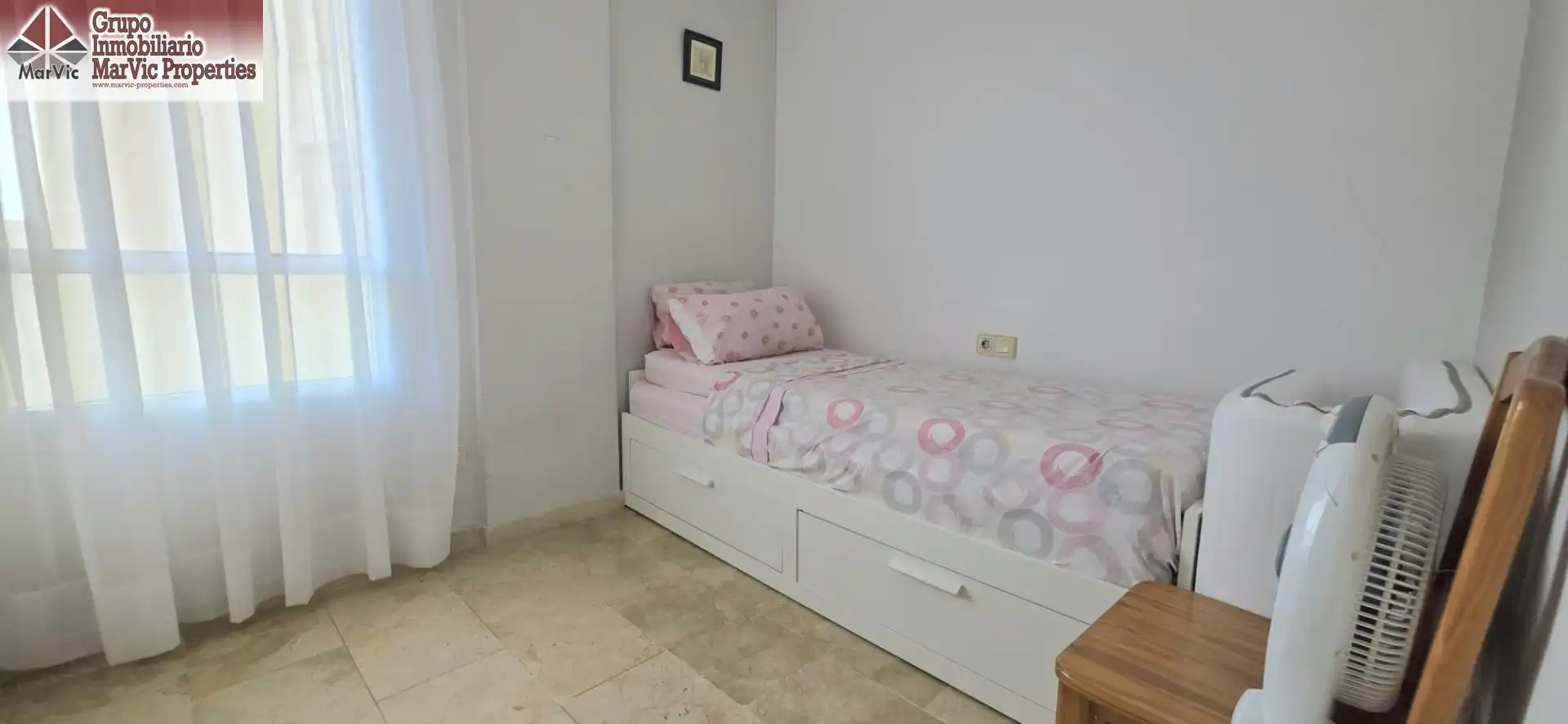 Bedroom of Flat for sale in Benidorm  with Furnished and Community pool