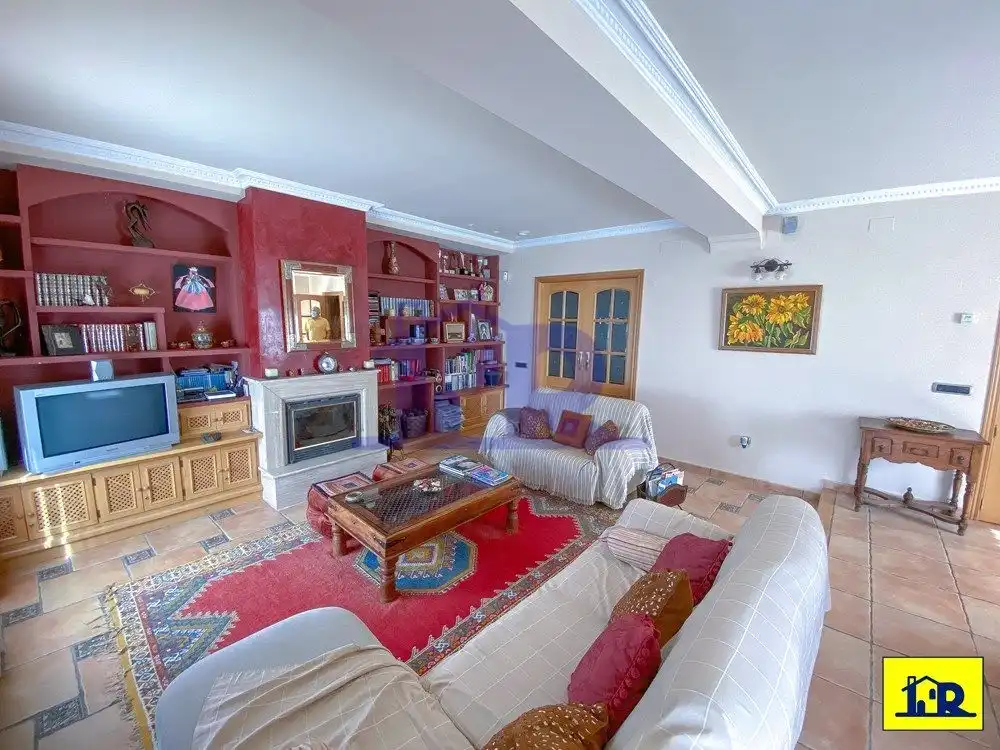 Living room of Houses for sale in Arcas del Villar  with Terrace, Storage room and Swimming Pool