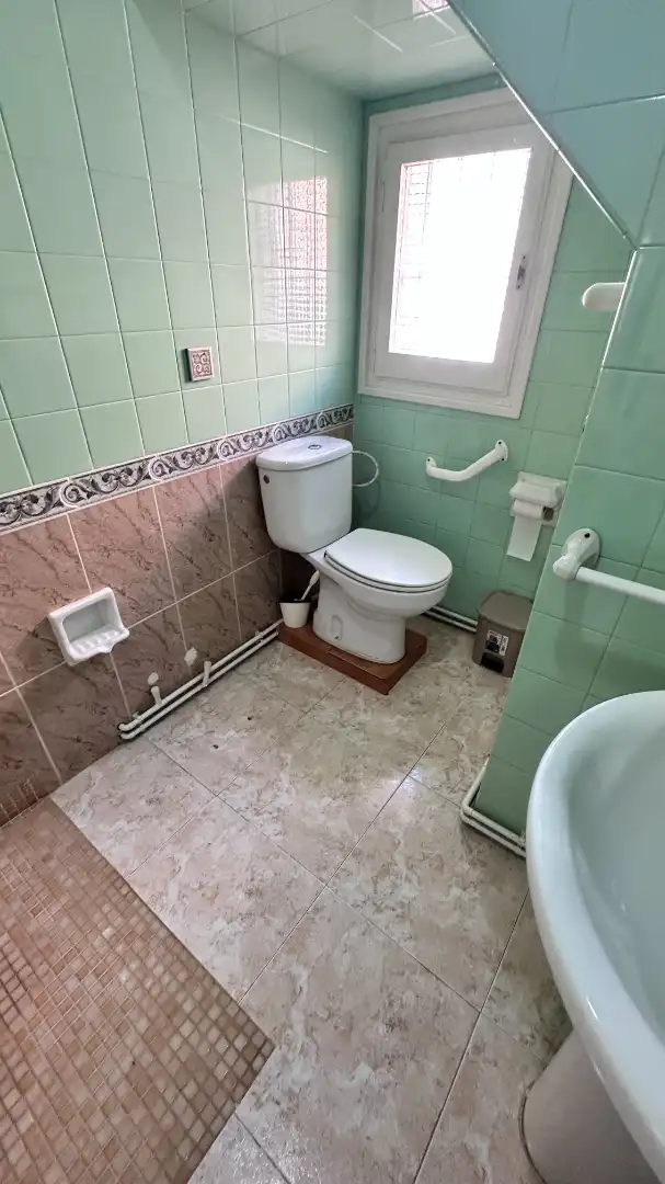 Bany de Casa o xalet en venda en Reus amb Calefacció, Jardí privat i Terrassa