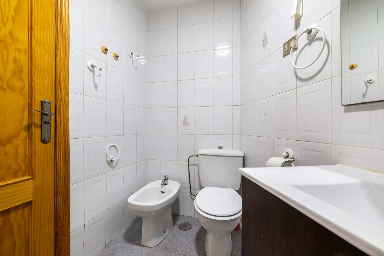 Bathroom of Flat for rent in Murcia  with Air Conditioner, Storage room and Balcony