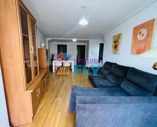 Living room of Flat to rent in Ourense Capital   with Heating, Terrace and Storage room