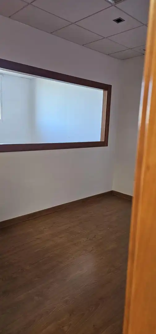 Habitación de Oficina de alquiler en Elche / Elx con Aire acondicionado y Calefacción