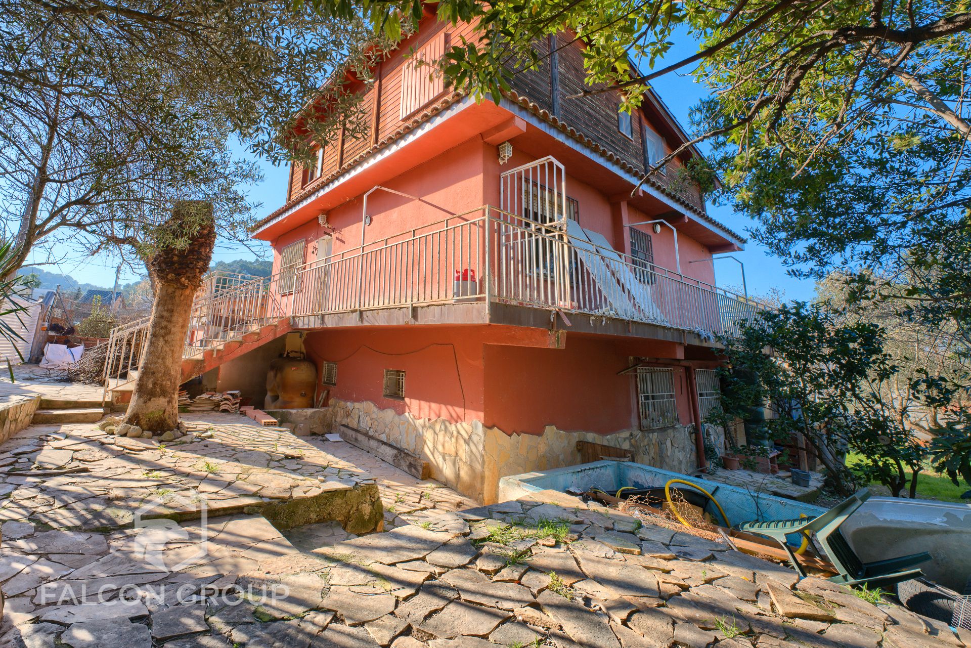 Exterior view of Houses for sale in Canyelles  with Private garden, Furnished and Balcony